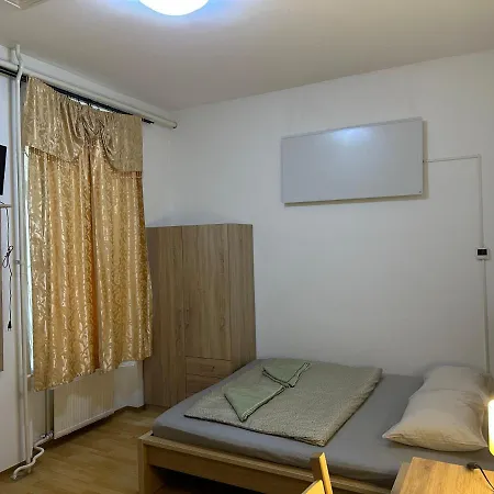 Kecskemeti * Budapest