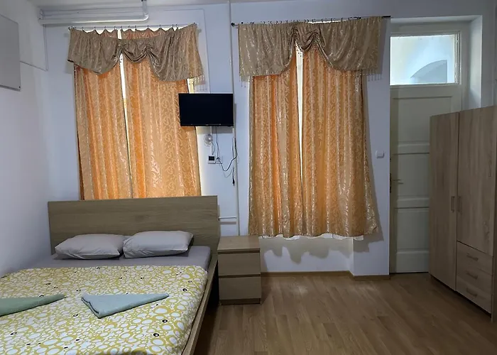 Kecskemeti * Budapest