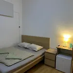 Kecskemeti Hotel *