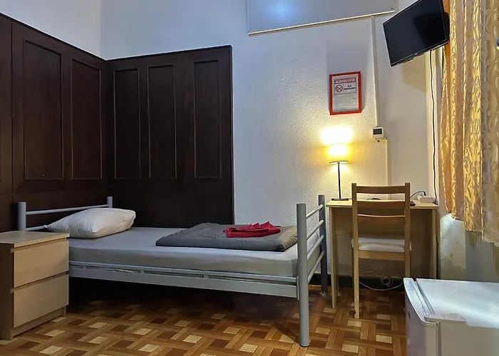 Kecskemeti Hotel *